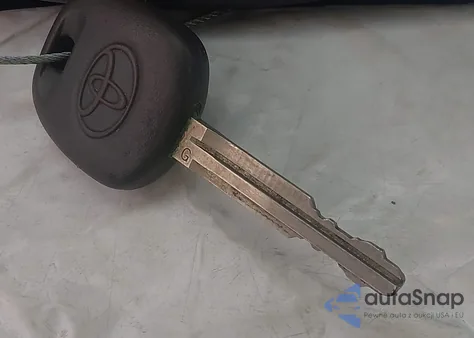 2011 Toyota Camry Se z USA, uszkodzony, nr VIN 4T1BF3EK4BU728138